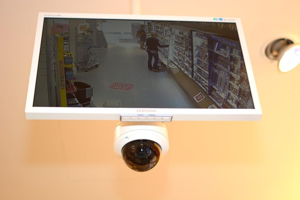 Professioneel alarmsysteem bedrijfspand met bewegingssensoren en camerasysteem voor optimale beveiliging