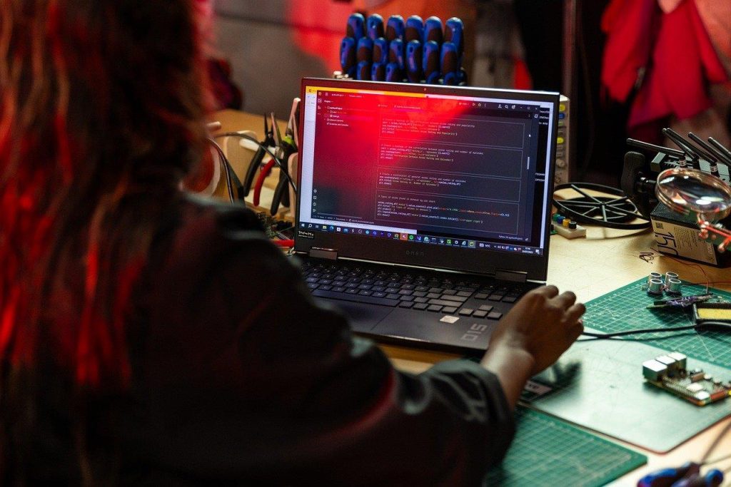 Computerwinkel Venlo storefront met tech support servicepunt voor computerreparaties en advies