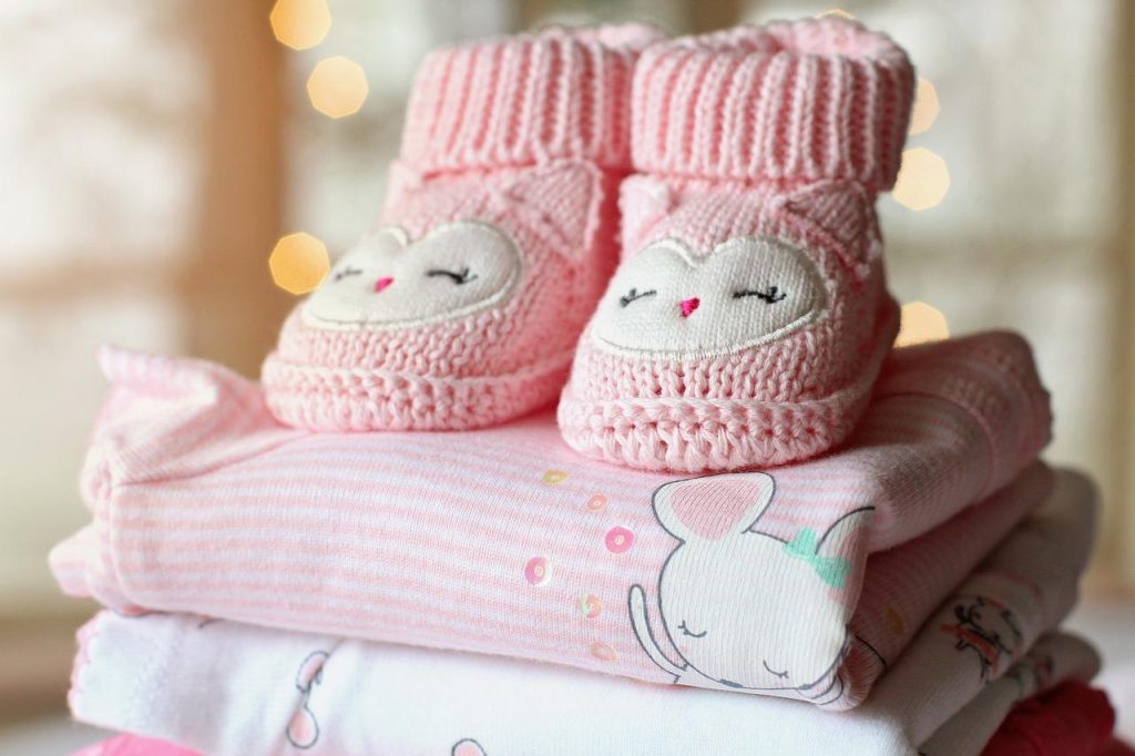 Assortiment babywinkel in Geleen met kinderwagens, babykleding en verzorgingsproducten voor nieuwe ouders
